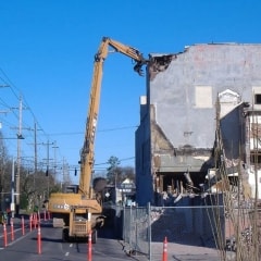 Long-Reach Excavators Benefit Industrial & Scrap Metal Demolition