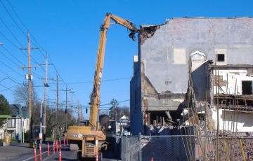Long-Reach Excavators for Demolition